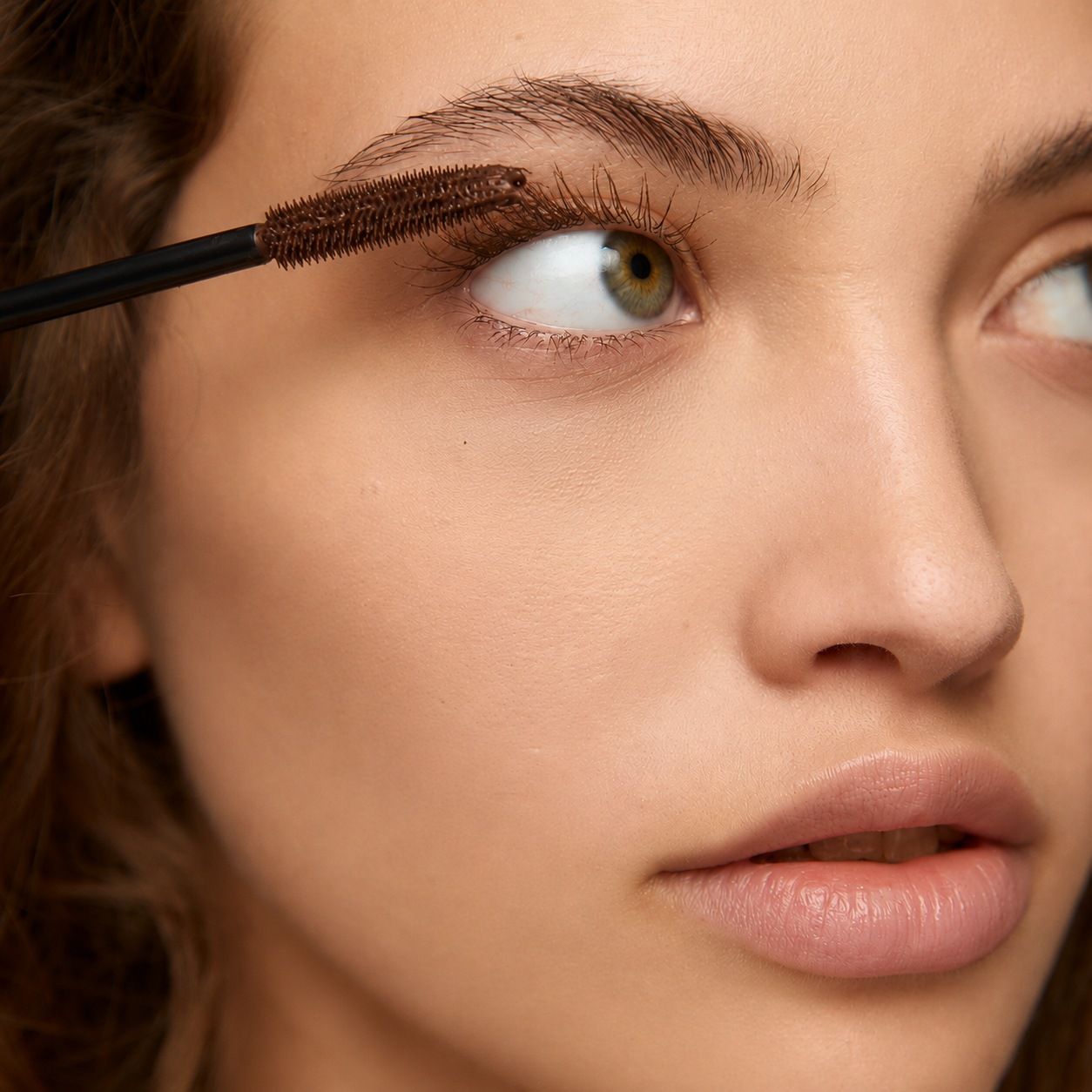 BROWN MASCARA