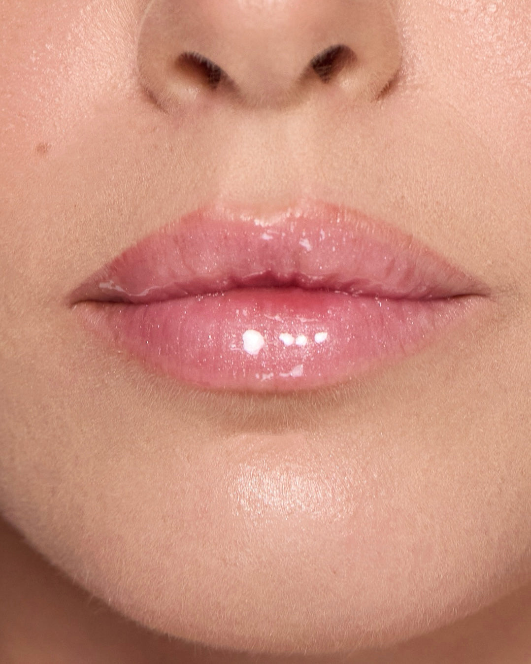 LIP GLOSS