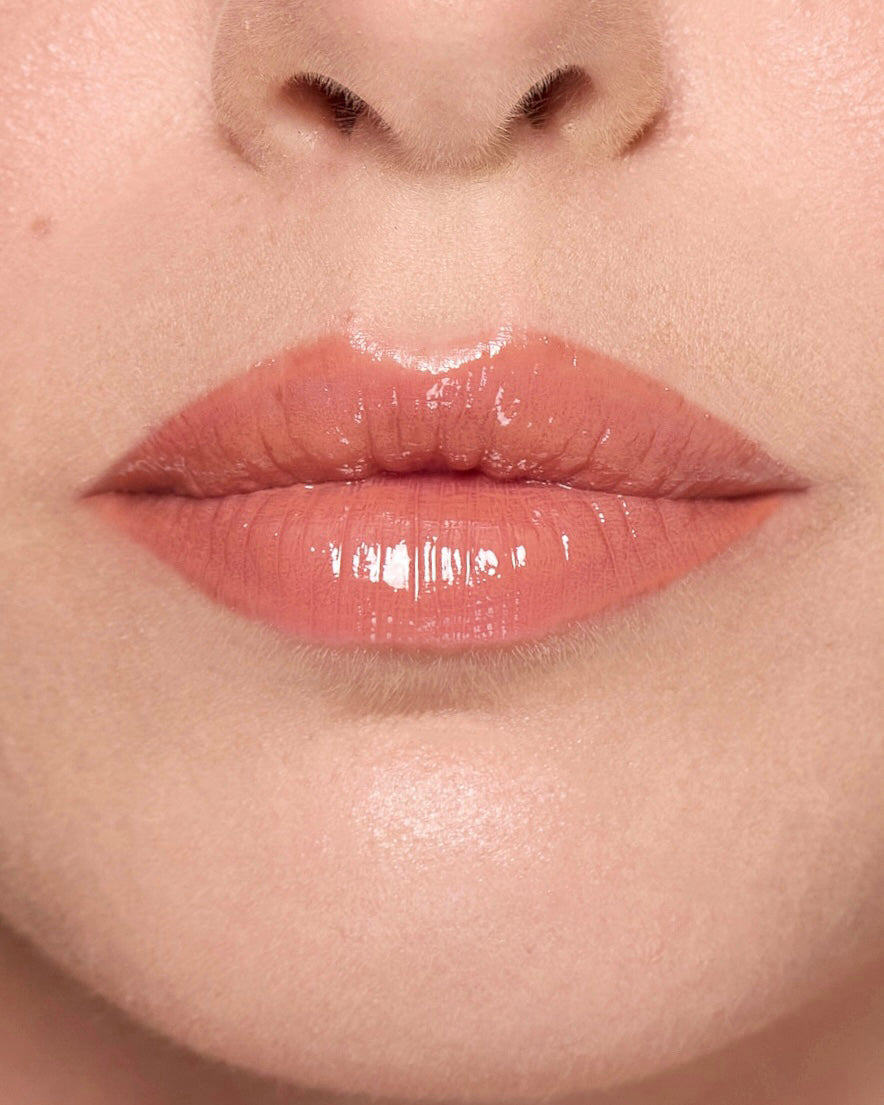 LIP GLOSS